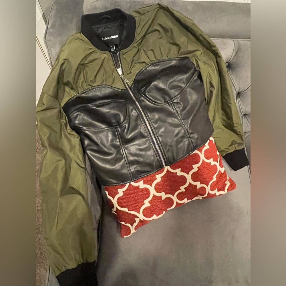 Corset Jacket - Picture 2 of 2